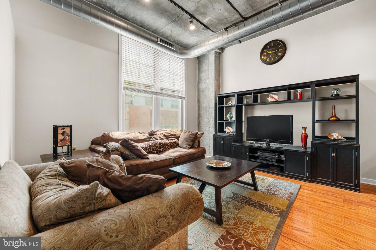 130 N 2nd St #4e2 Property Photo 8