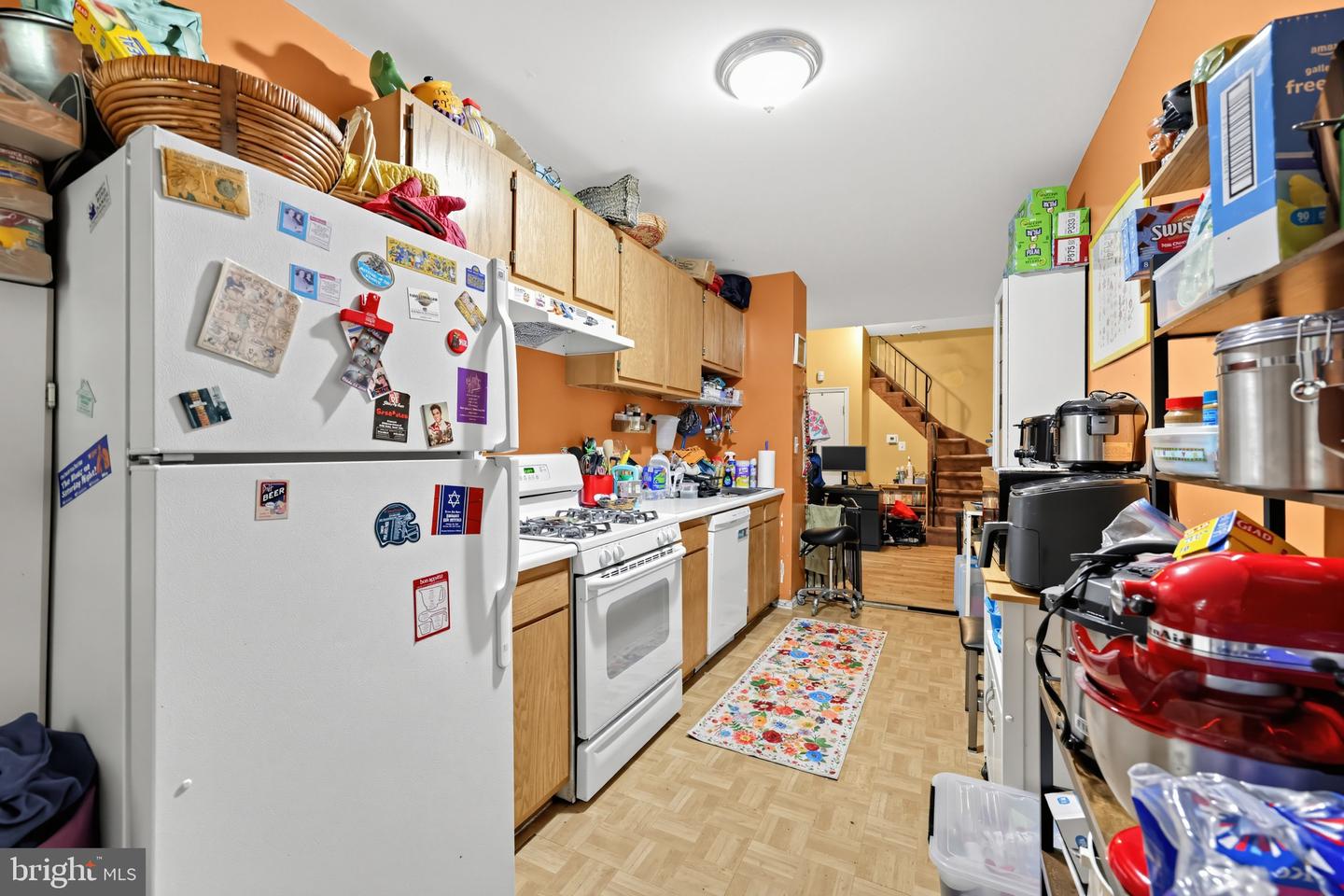 2506 Collins St Property Photo 10