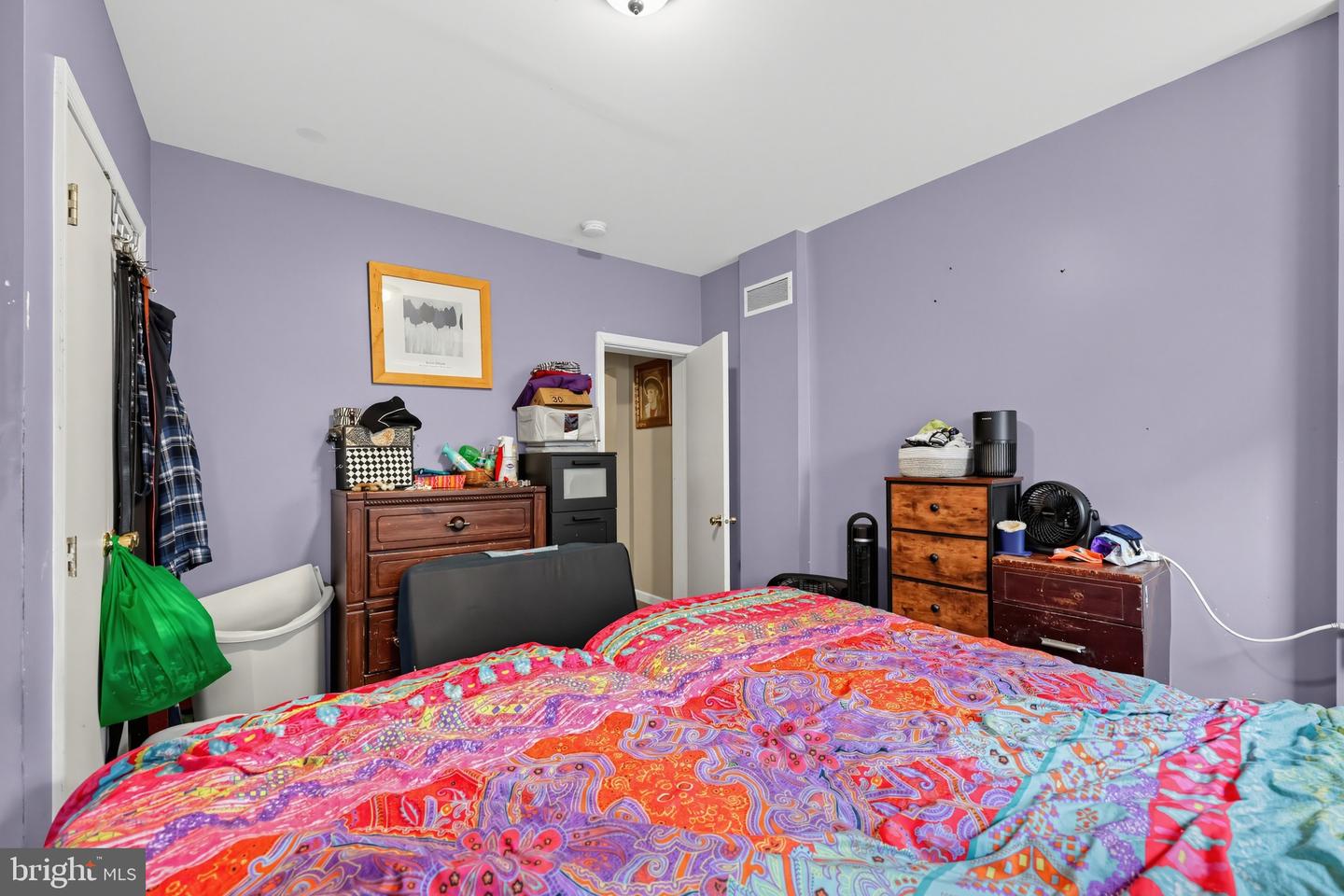 2506 Collins St Property Photo 16