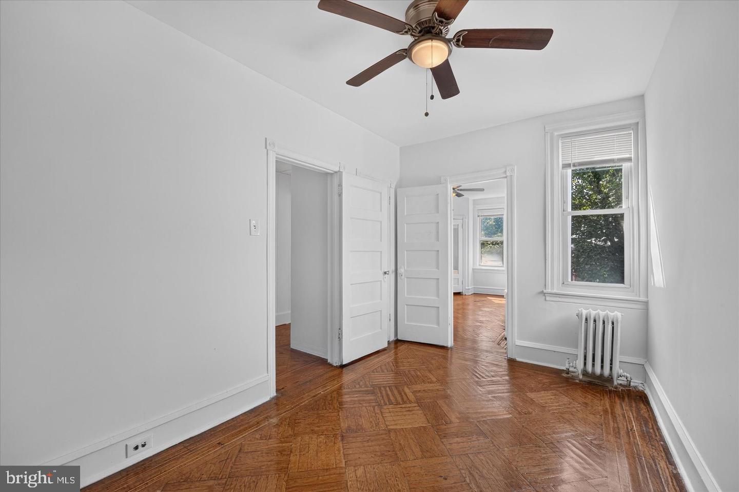 5442 Whitby Ave Property Photo 12