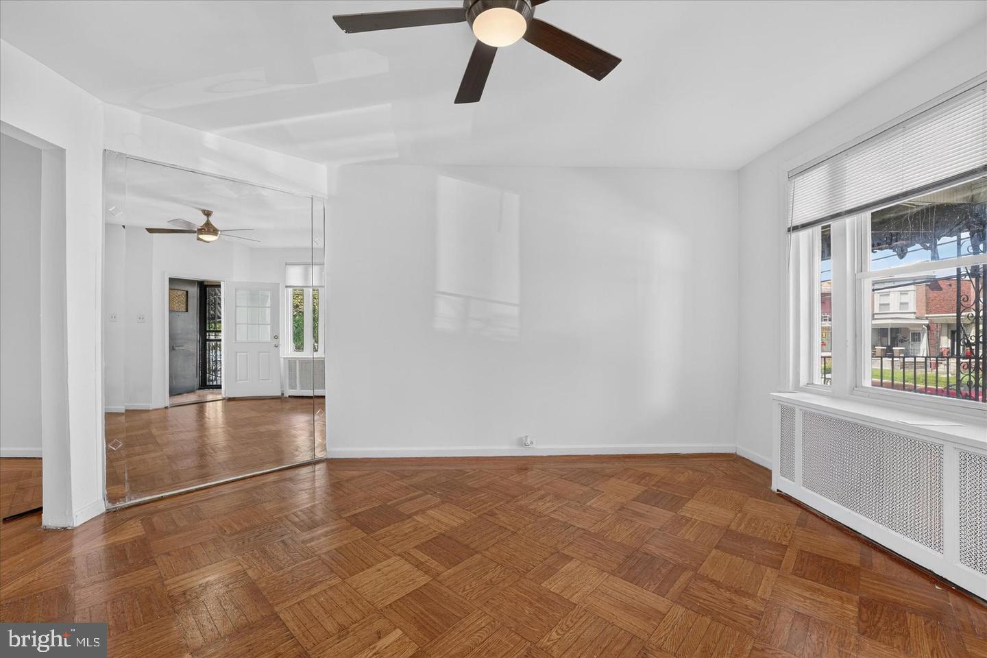 5442 Whitby Ave Property Photo 13