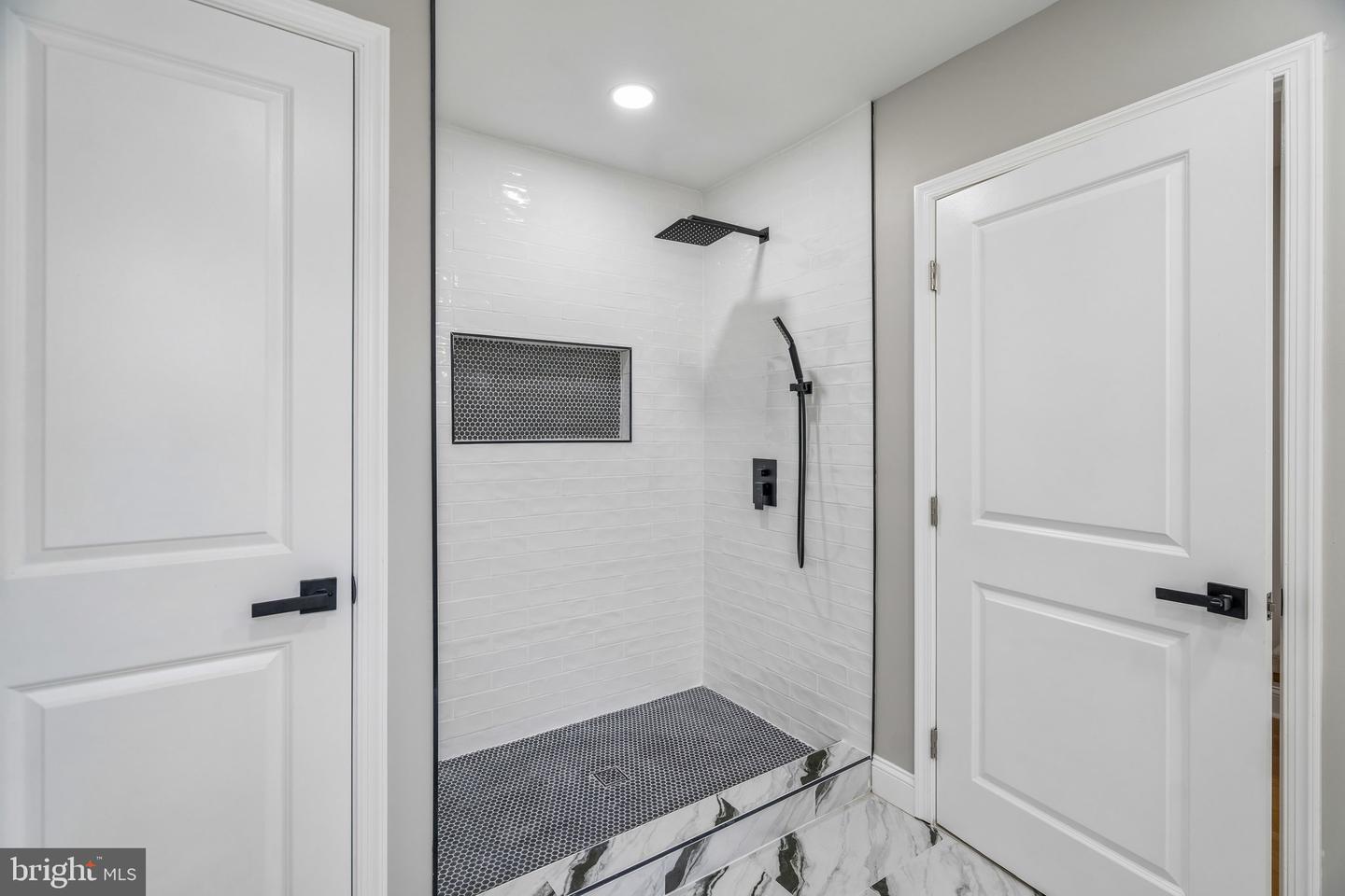 1629 Ellsworth Property Photo 14