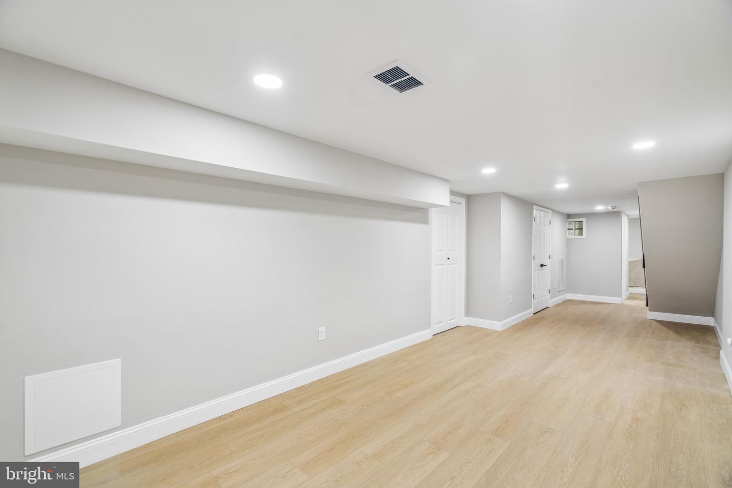 1629 Ellsworth Property Photo 23