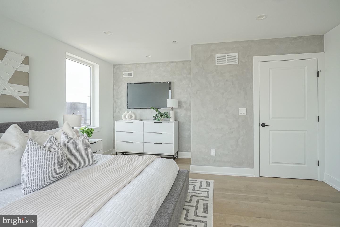 1328 E Berks St #3c Property Photo 26
