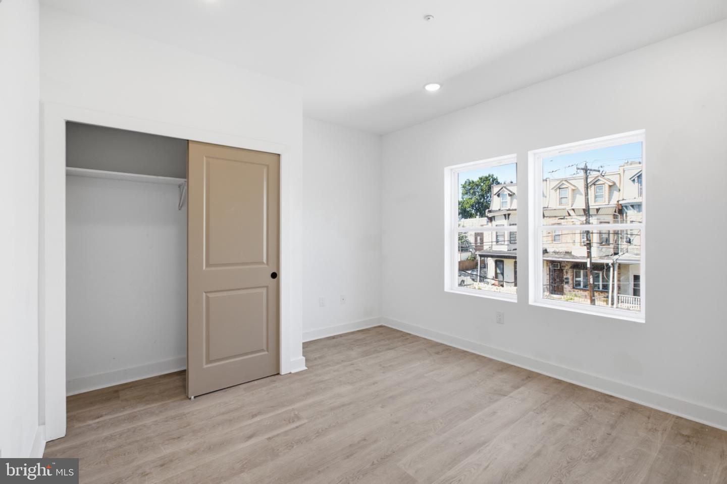669 N 39TH ST #2 Property Photo 1