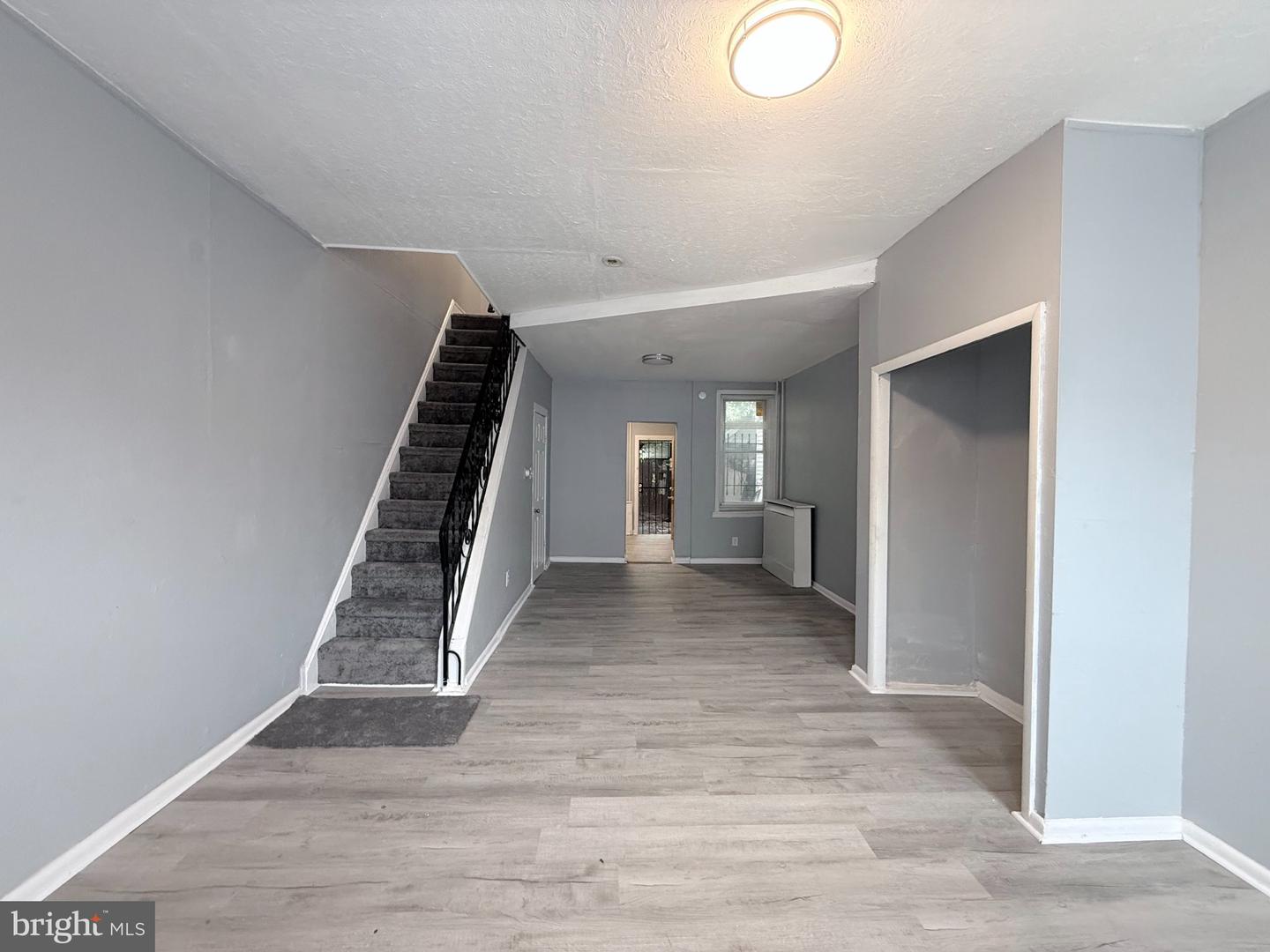 2025 Granite St Property Photo 4