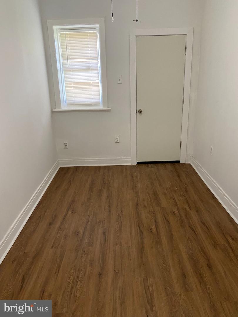 5531 Walnut St Property Photo 15