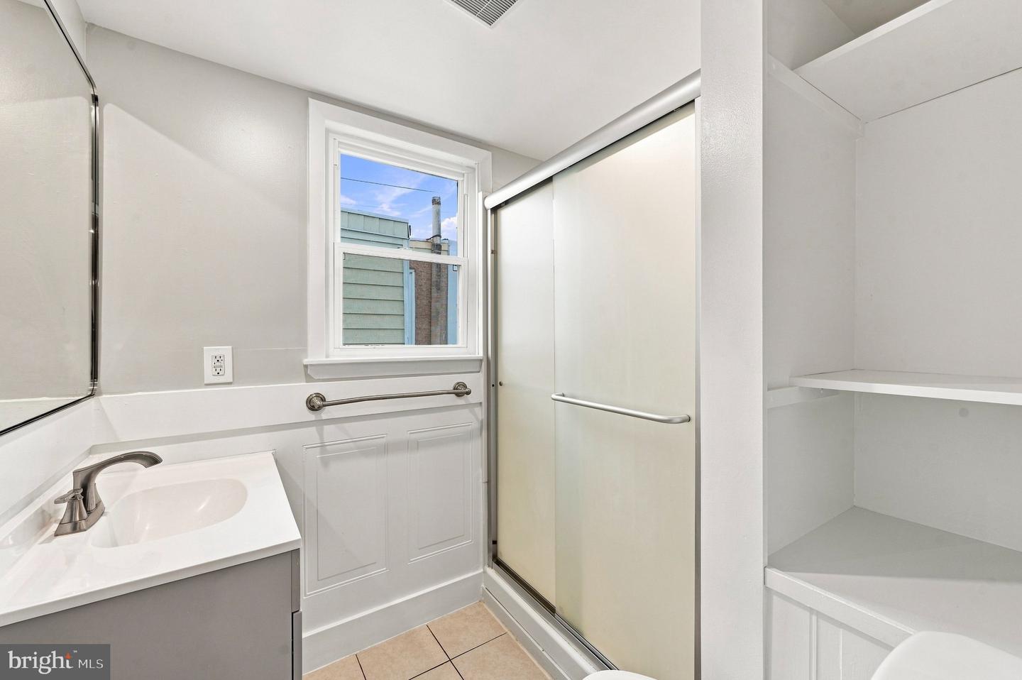 3256 Emery St Property Photo 10