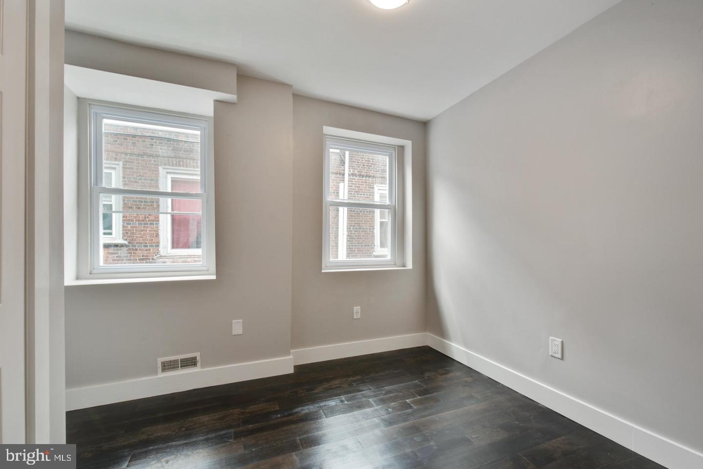 5445 Ridge Ave Property Photo 24