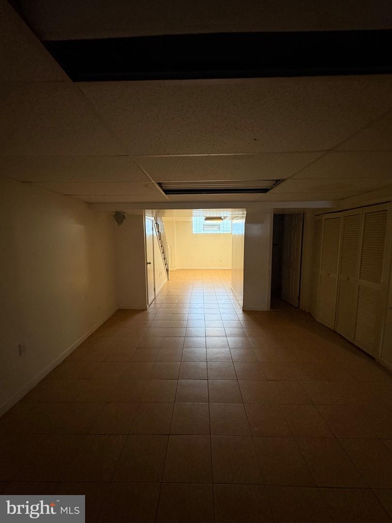 2112 Longshore Ave Property Photo 26