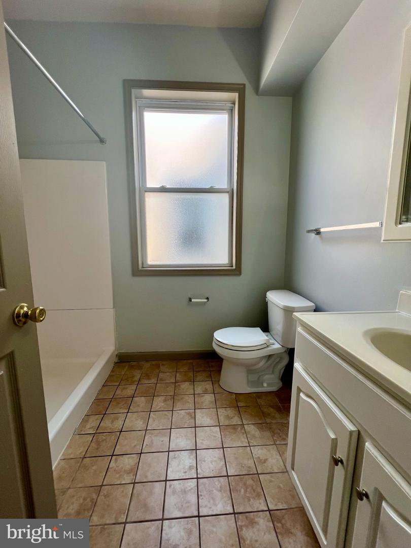 2154 N Carlisle St Property Photo 22