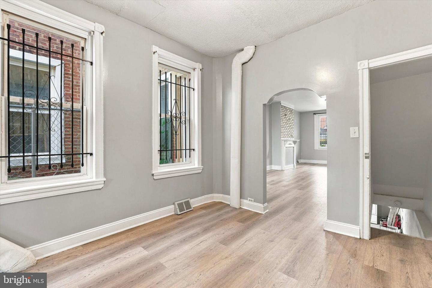 3412 N Water St Property Photo 5