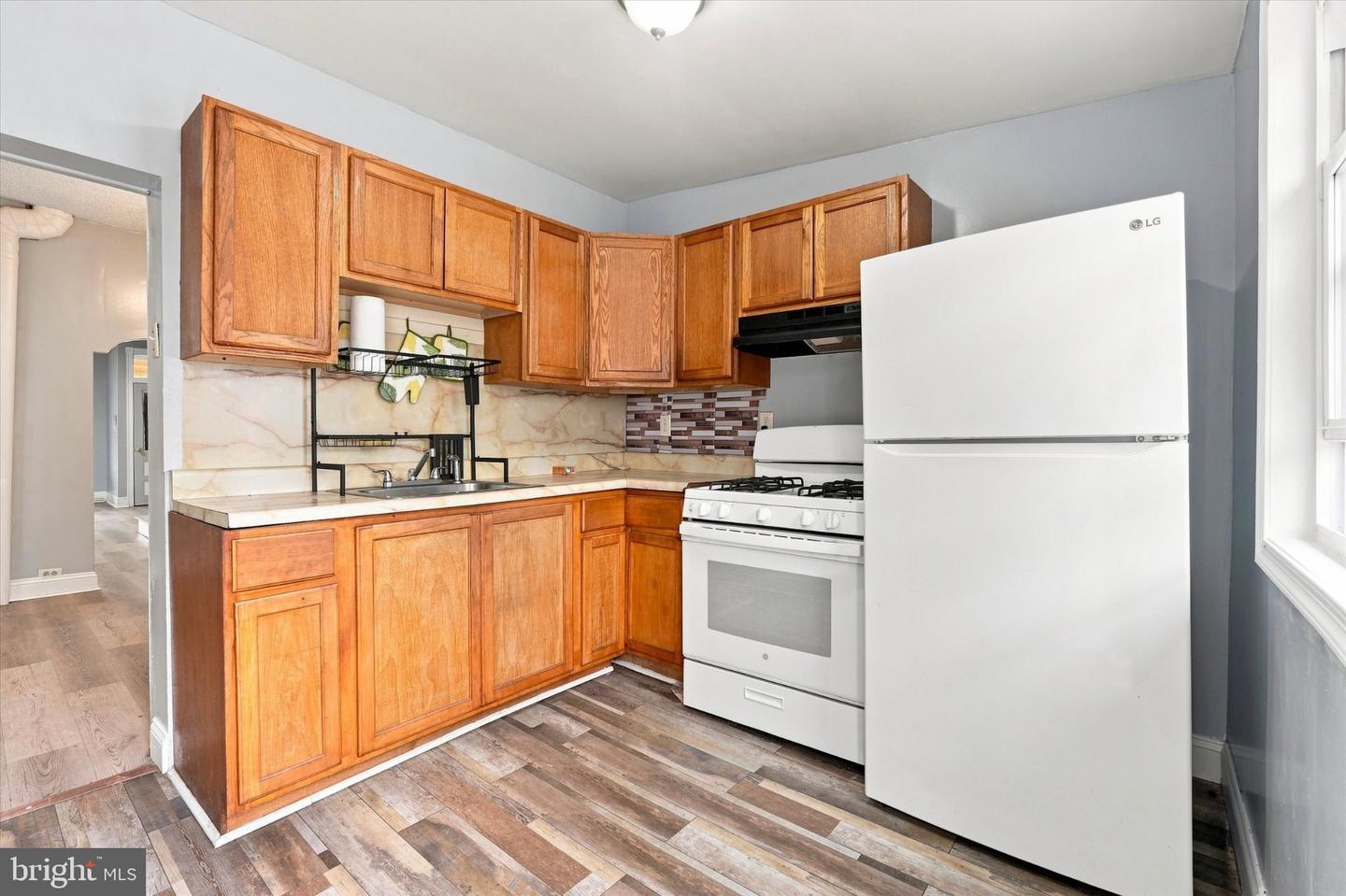 3412 N Water St Property Photo 6
