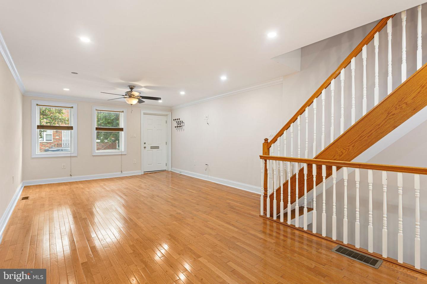 938 Morris St Property Photo 3