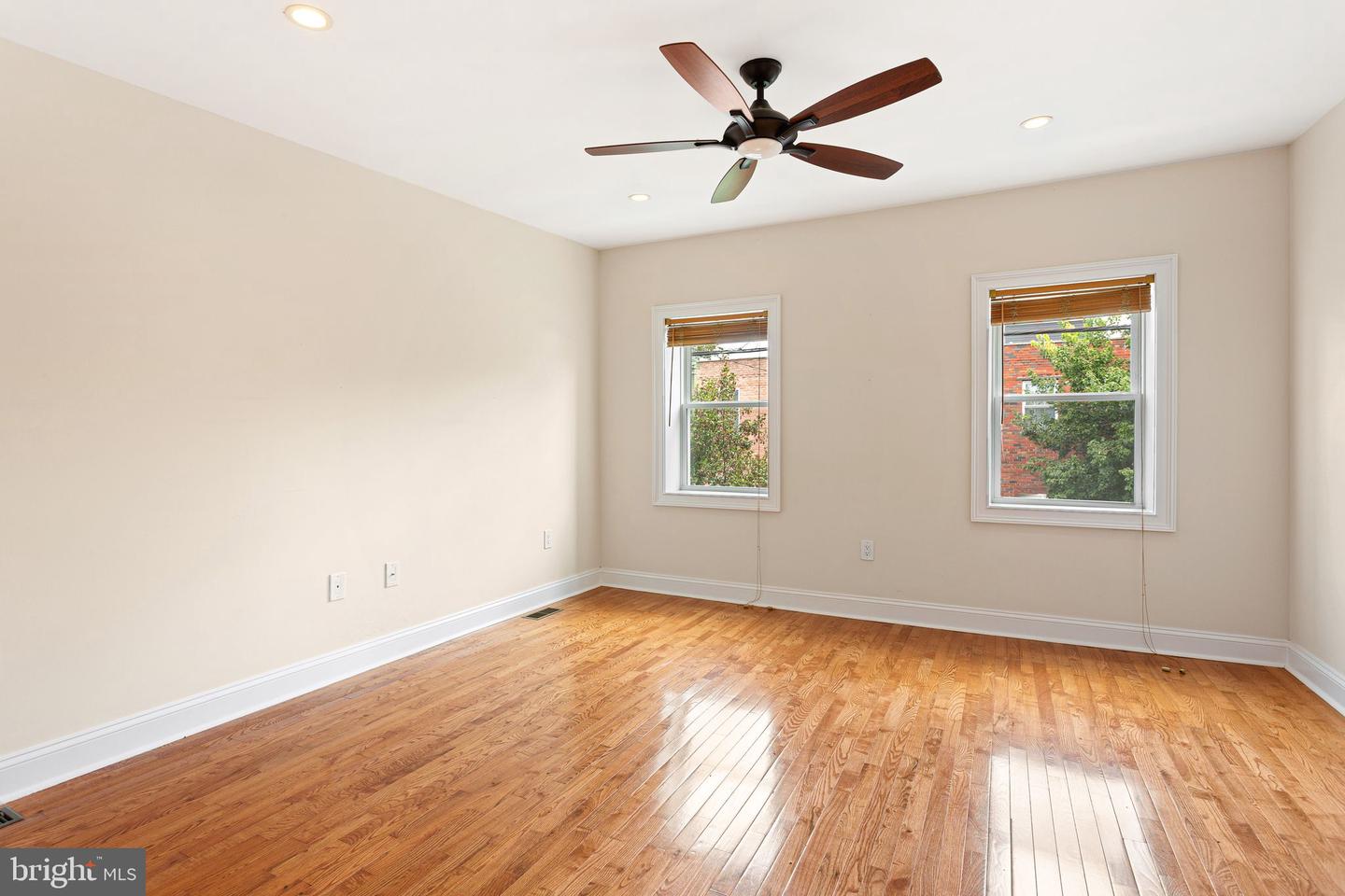938 Morris St Property Photo 17