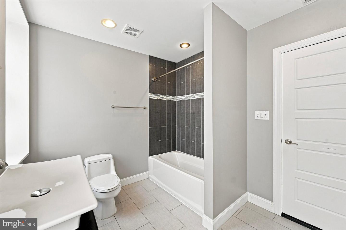 717 S Marvine St Property Photo 18