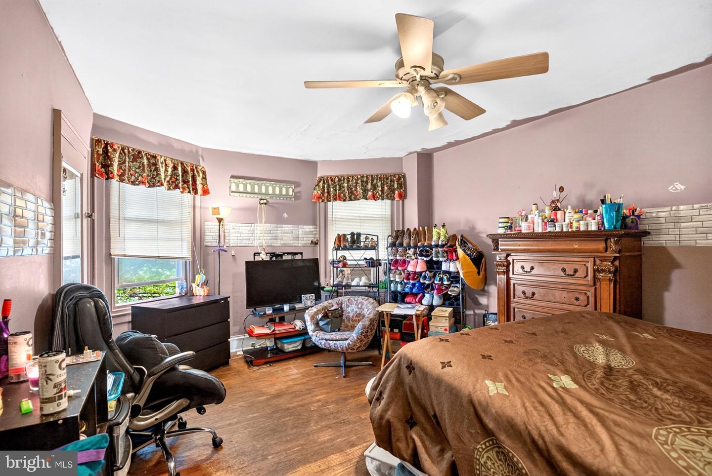 1021 Allengrove Property Photo 15