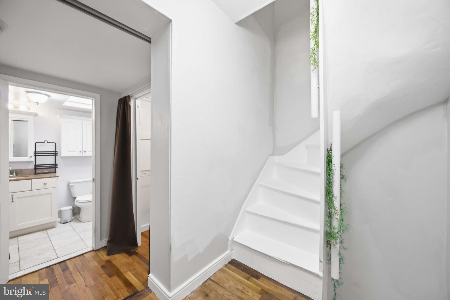 725 Pemberton St #10 Property Photo 14