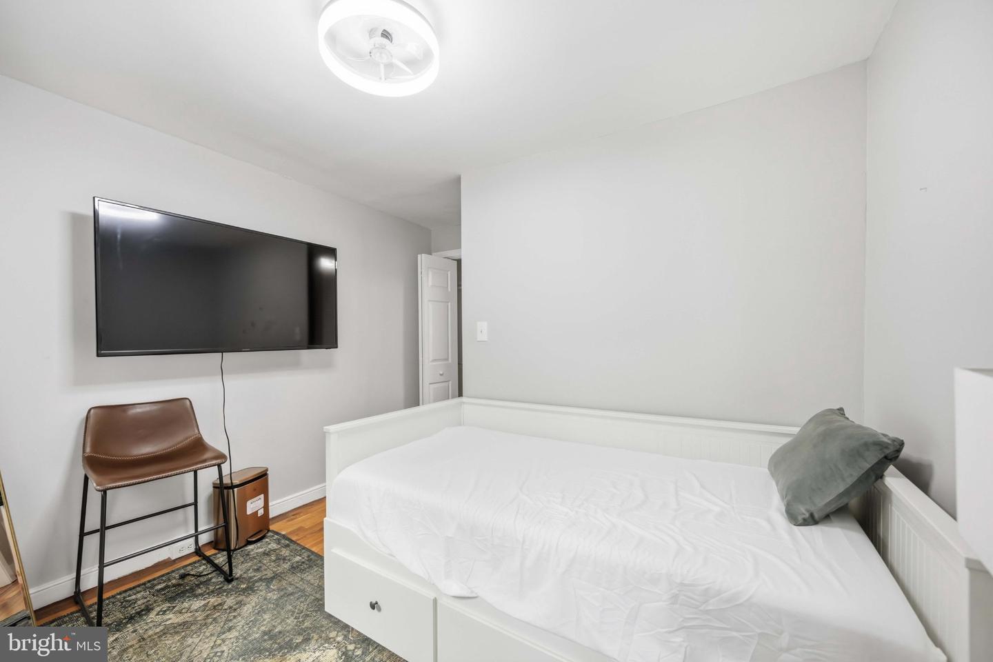 725 Pemberton St #10 Property Photo 16