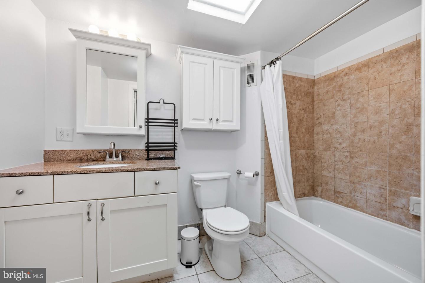 725 Pemberton St #10 Property Photo 20