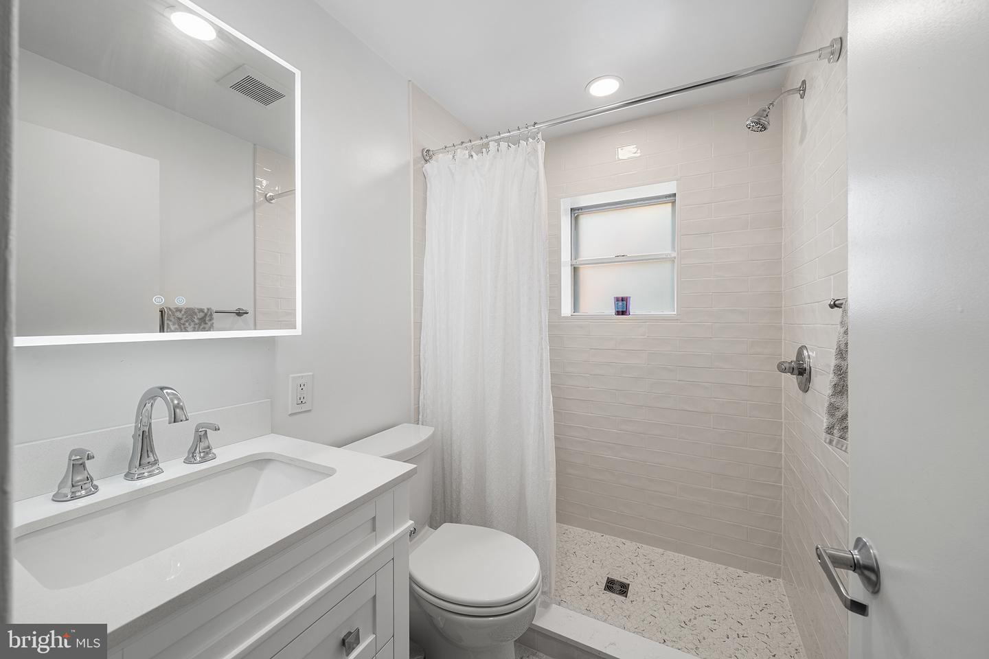 1250 Pierce St Property Photo 11