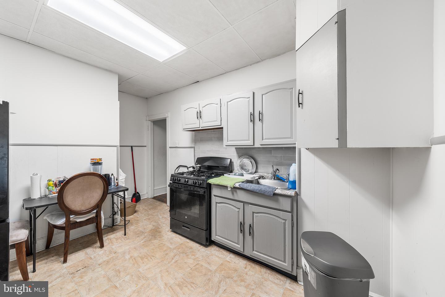 452 E Tulpehocken St Property Photo 7