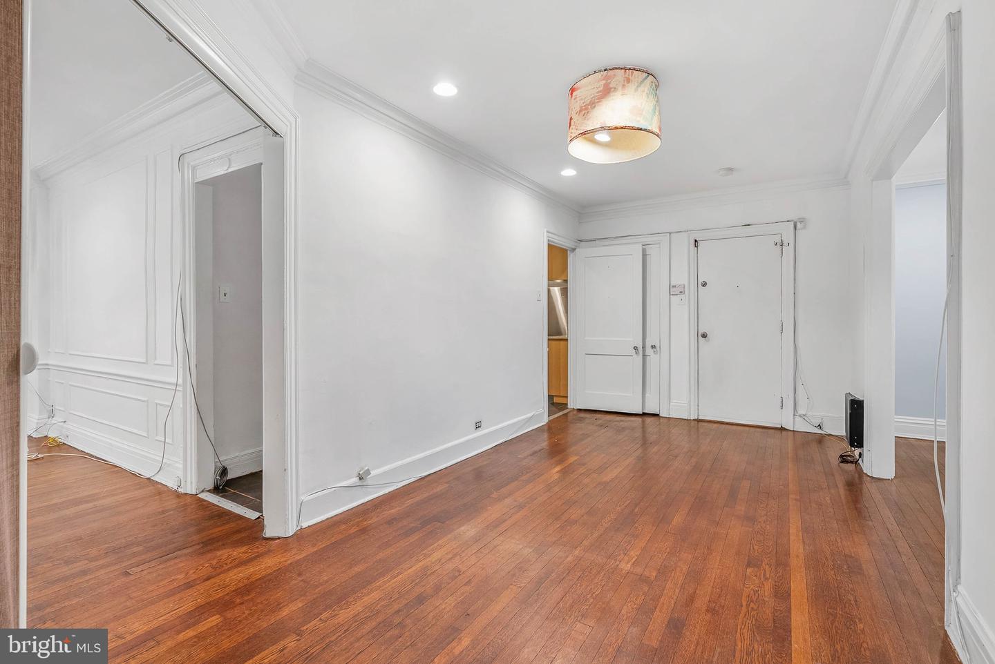 351 S 47th St #b210 Property Photo 5