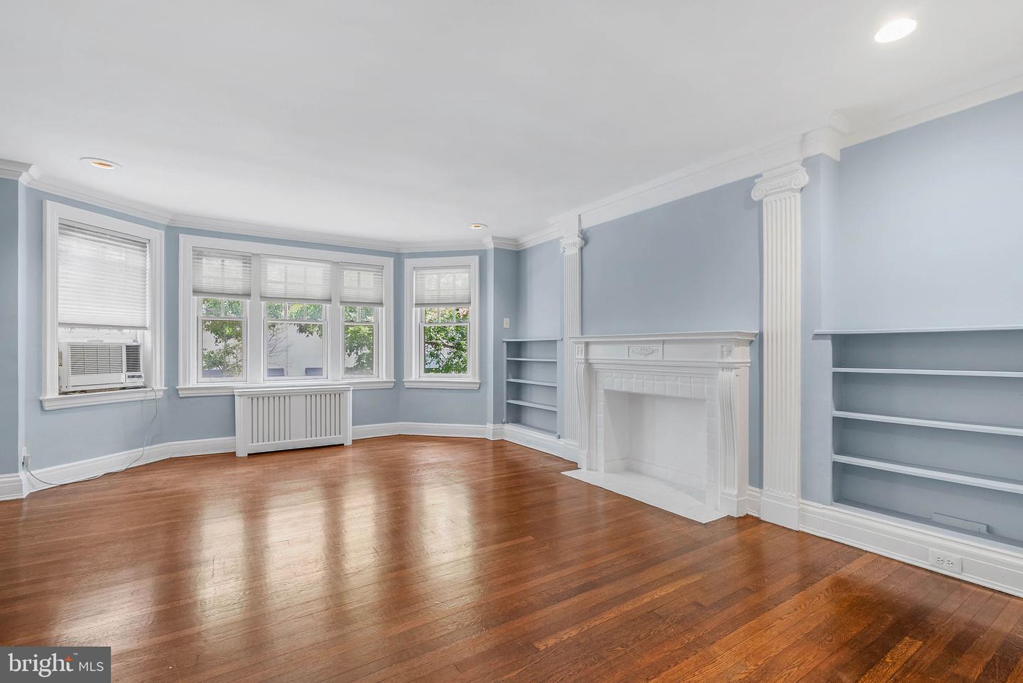 351 S 47th St #b210 Property Photo 7