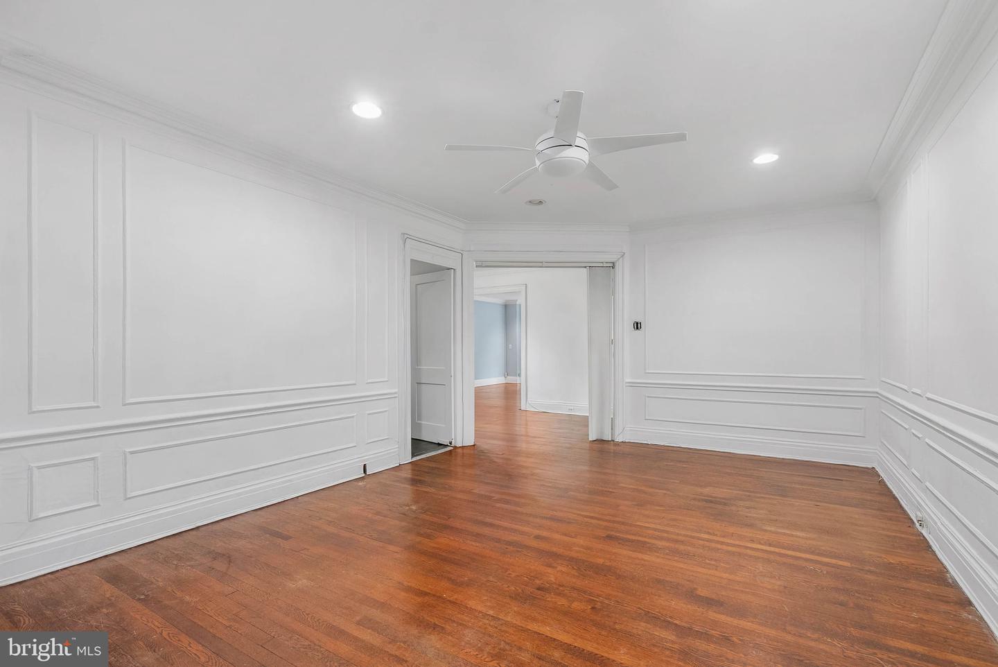 351 S 47th St #b210 Property Photo 10