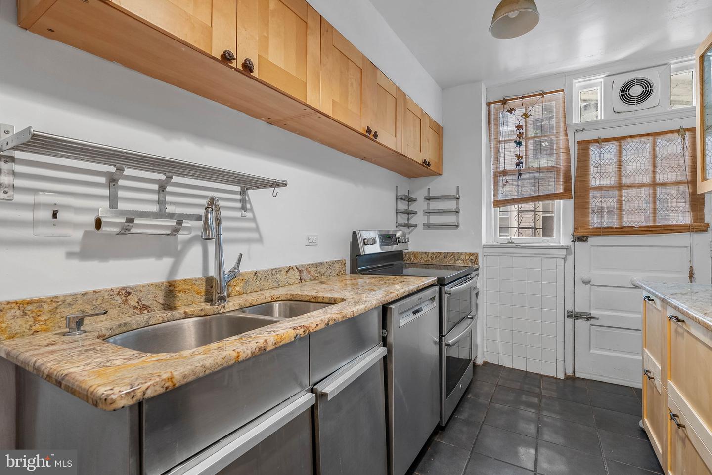 351 S 47th St #b210 Property Photo 12