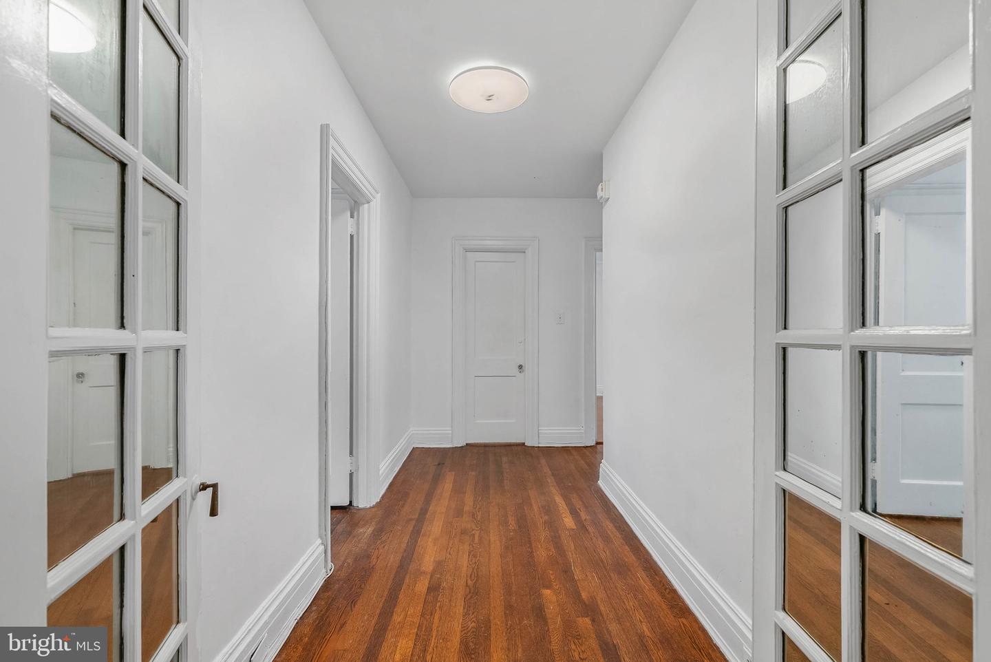 351 S 47th St #b210 Property Photo 18