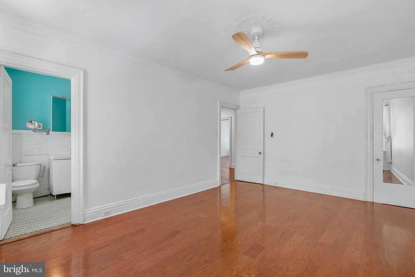 351 S 47th St #b210 Property Photo 21