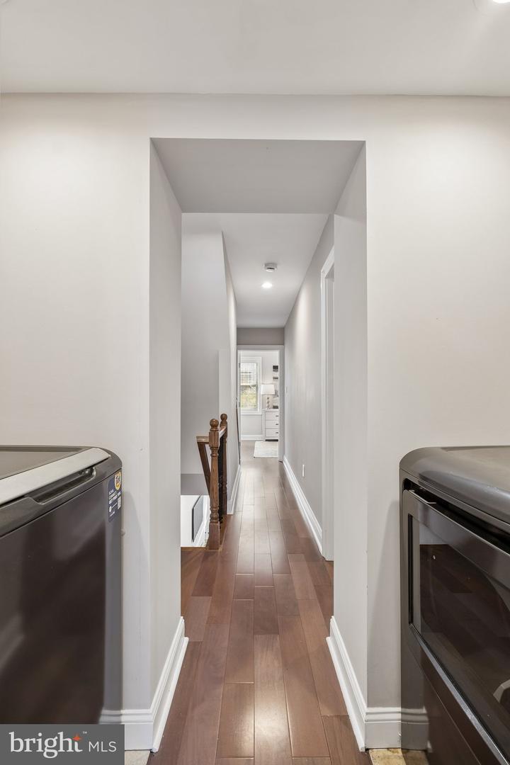 1343 Christian St Property Photo 17