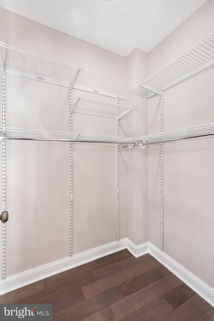 1343 Christian St Property Photo 39