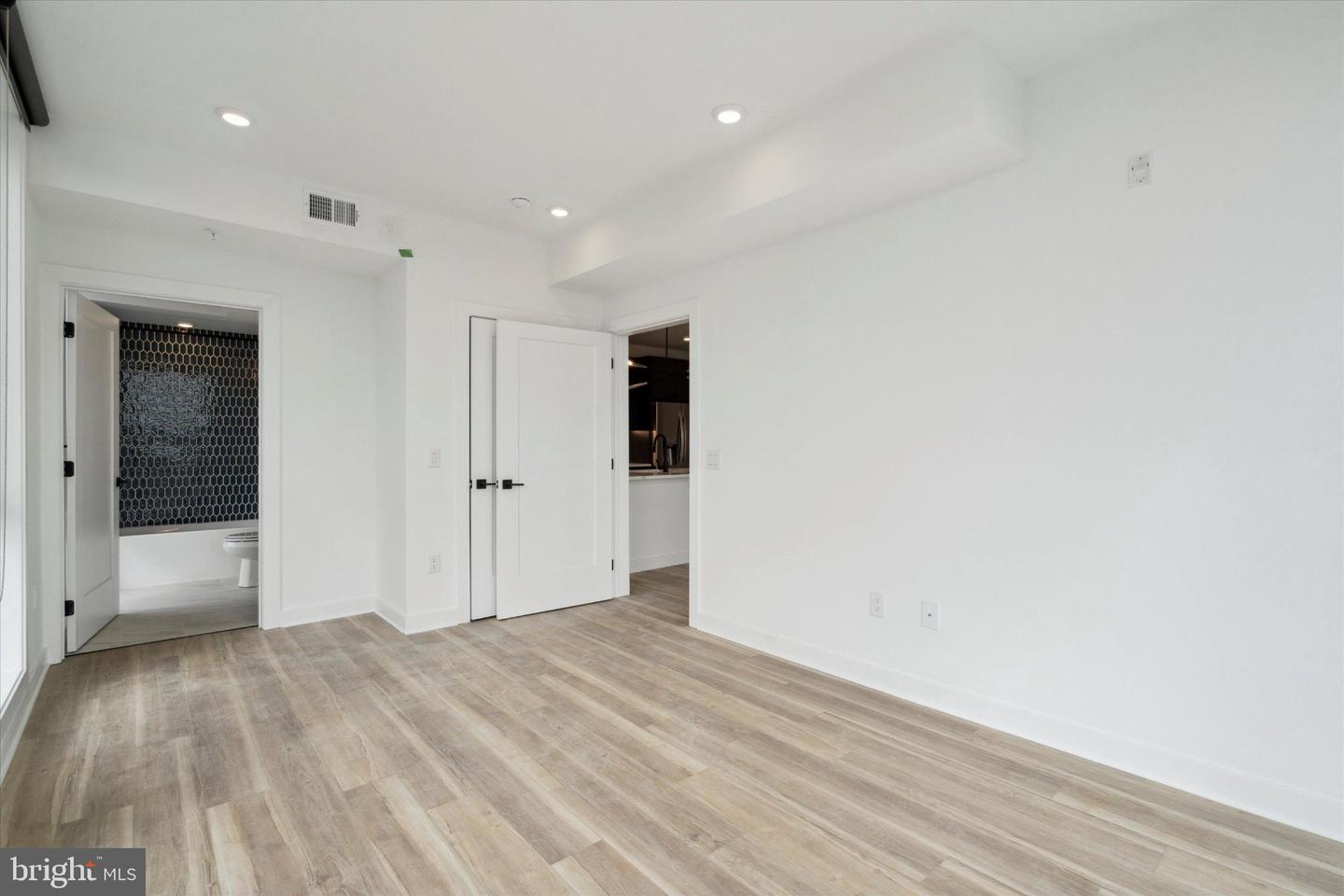 2636 E York St #304 Property Photo 10