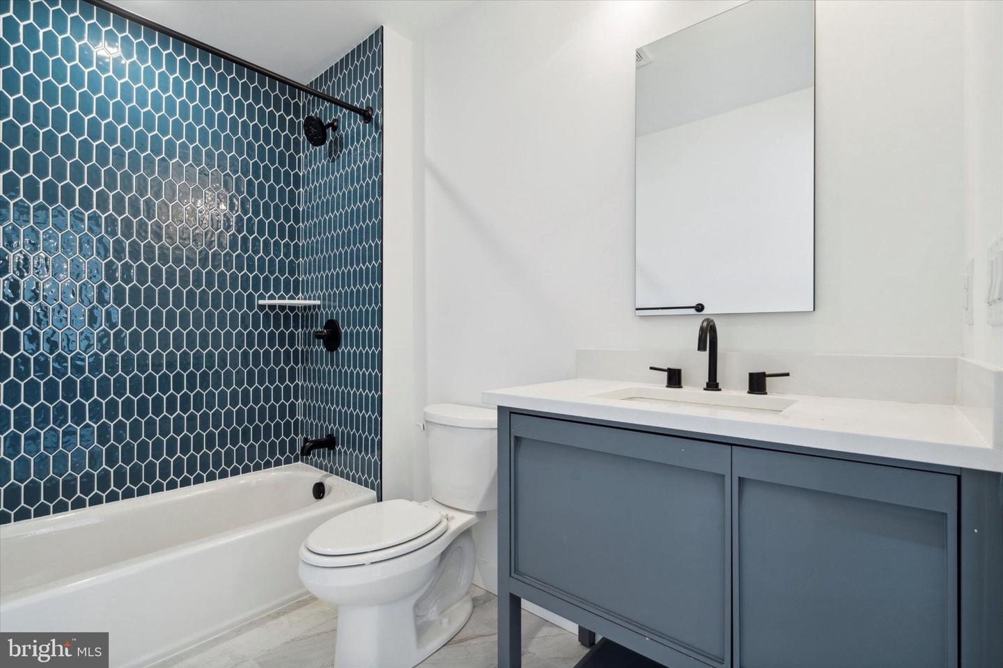 2636 E York St #304 Property Photo 17