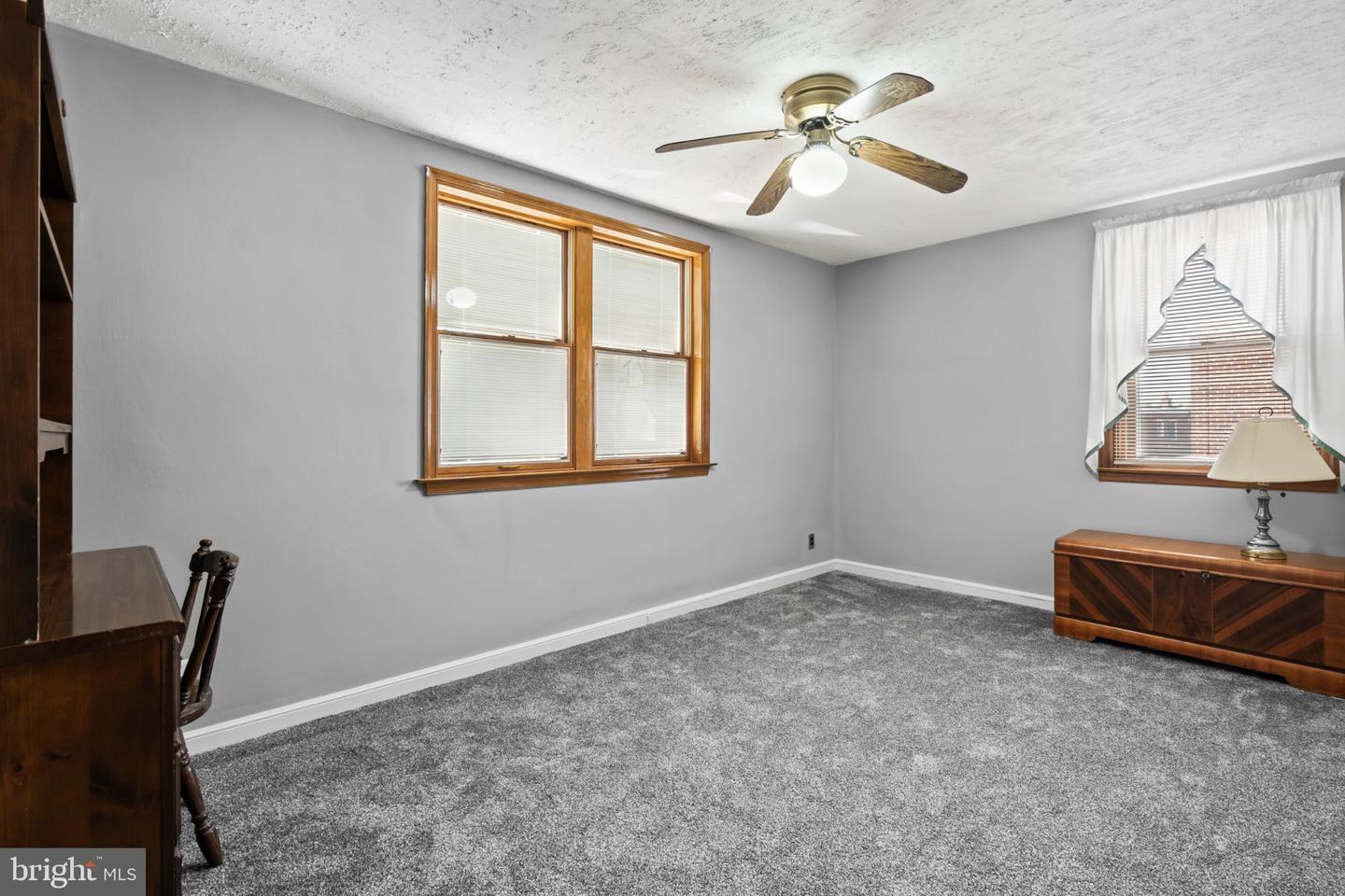 8010 Lexington Ave Property Photo 15