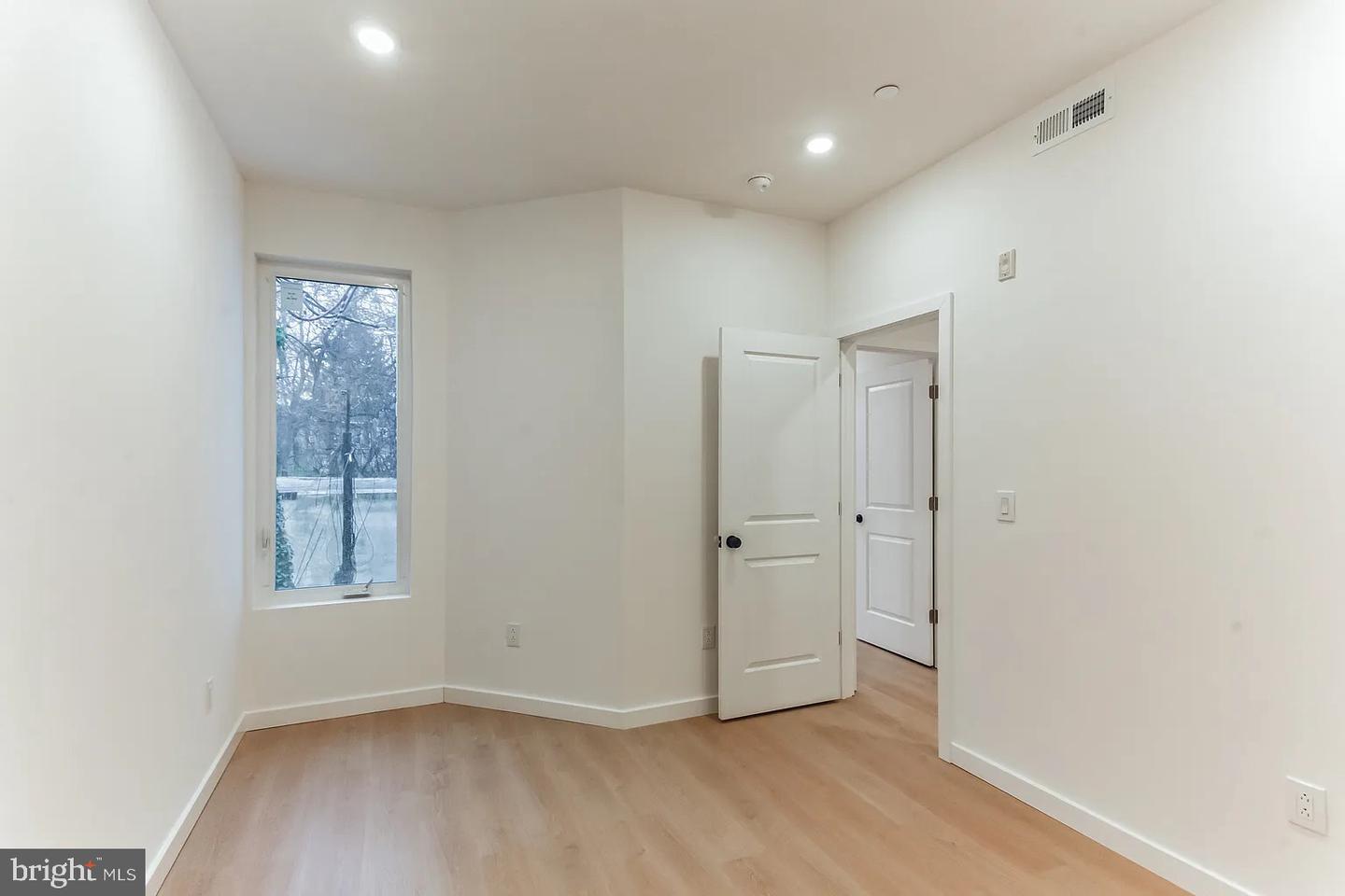 4628 Wayne Ave #2 Property Photo 3