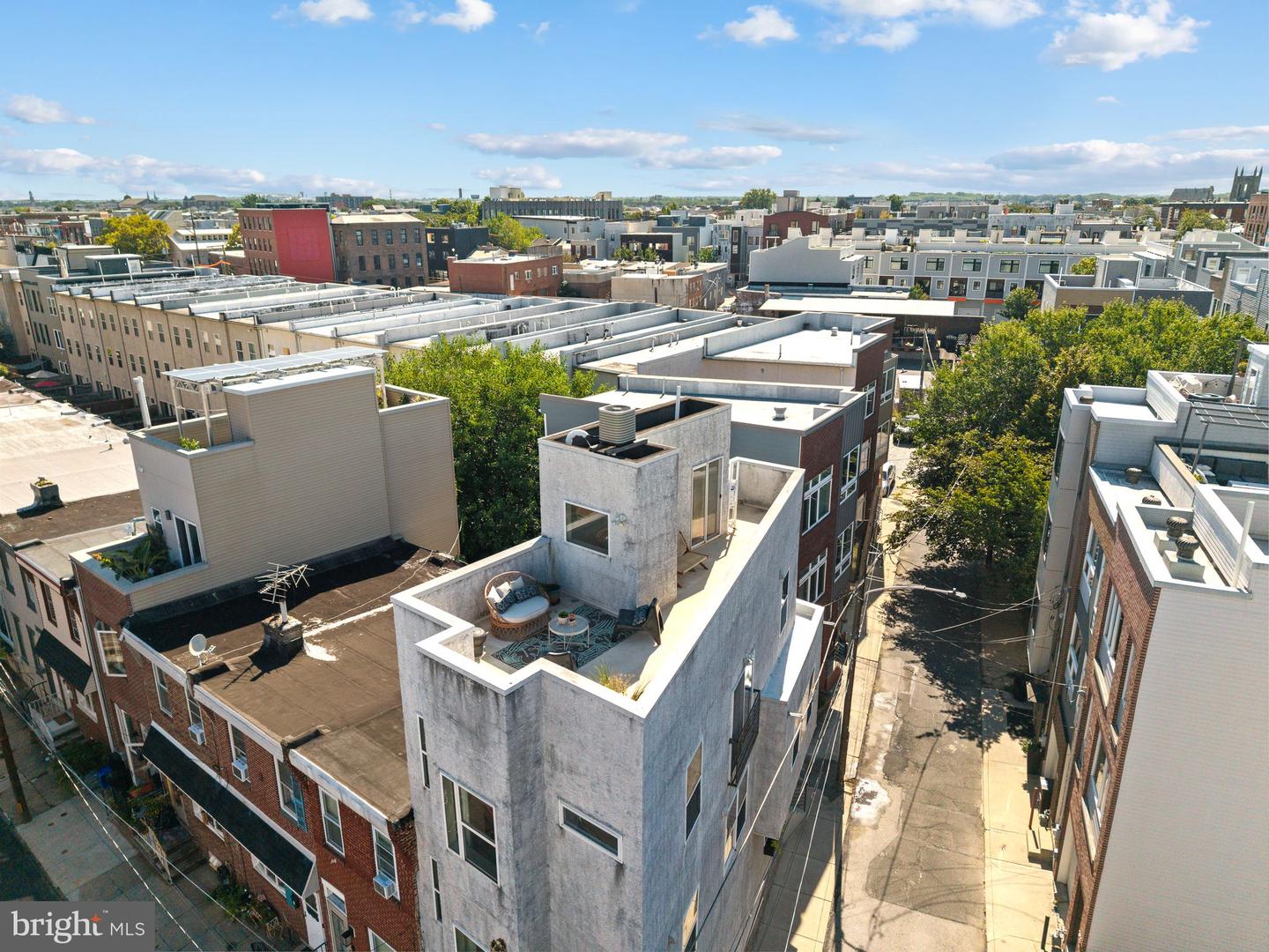 2015 MARTHA ST Property Photo 1