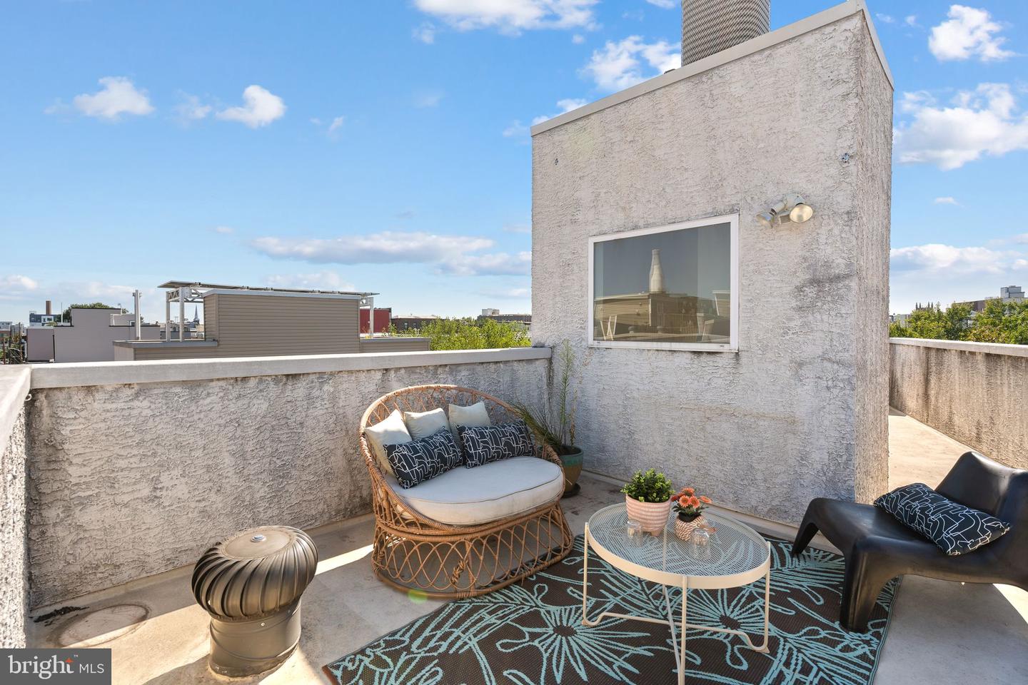 2015 Martha St Property Photo 32