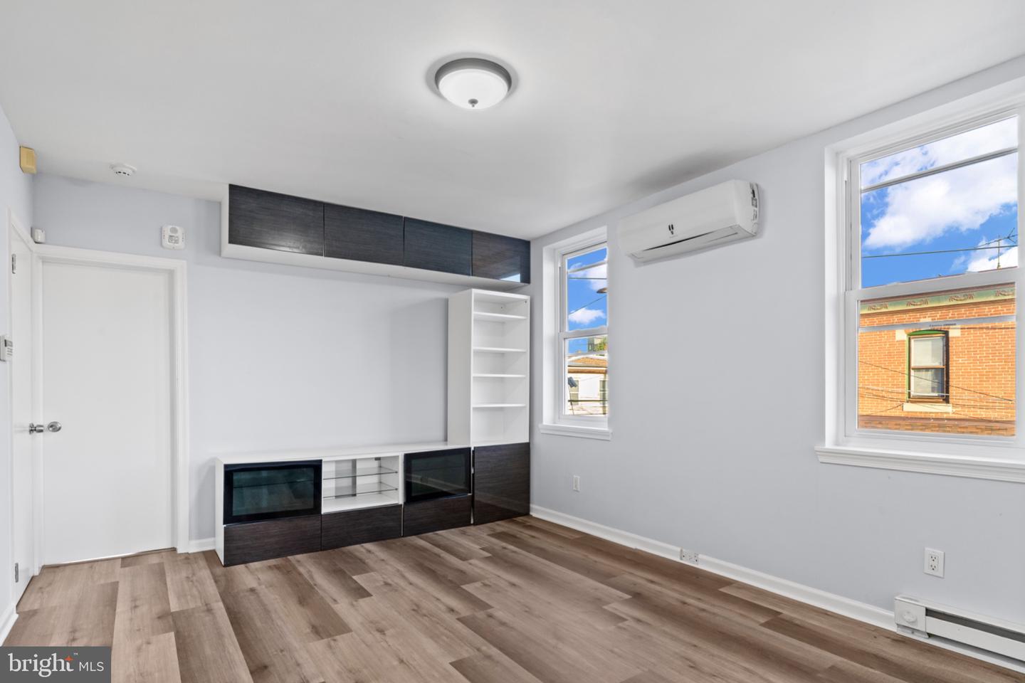 2724 Ash St Property Photo 8