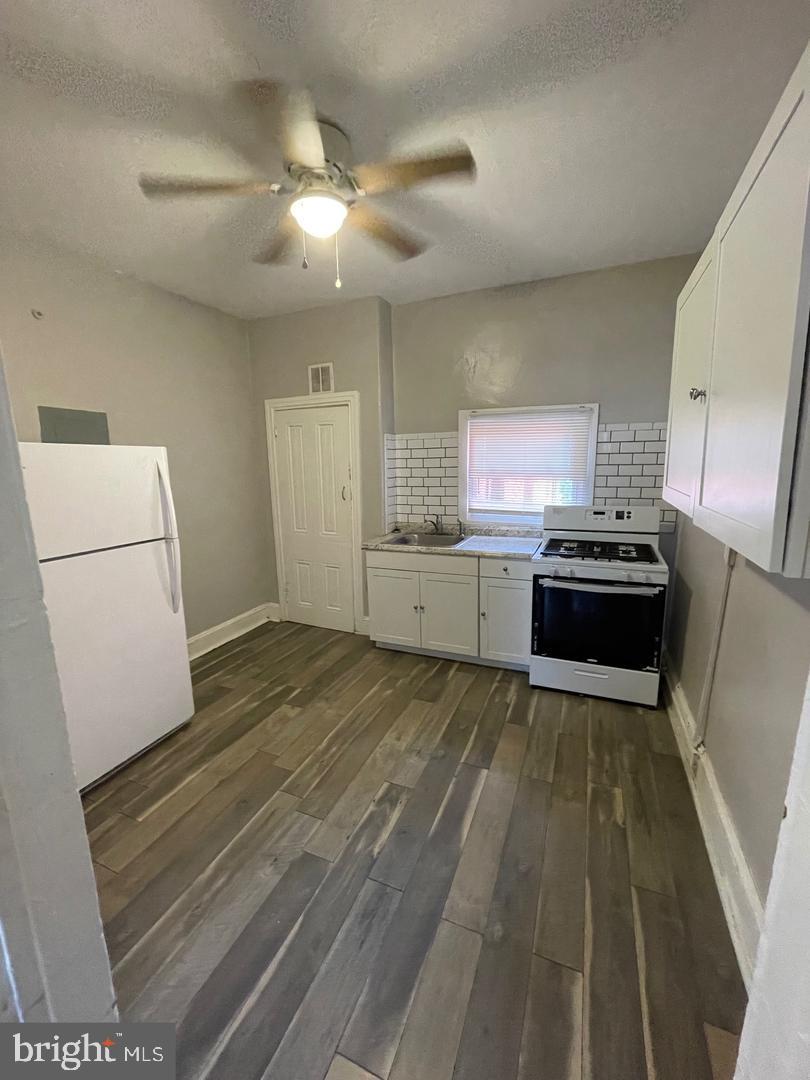 2448 W Montgomery Ave Property Photo 10
