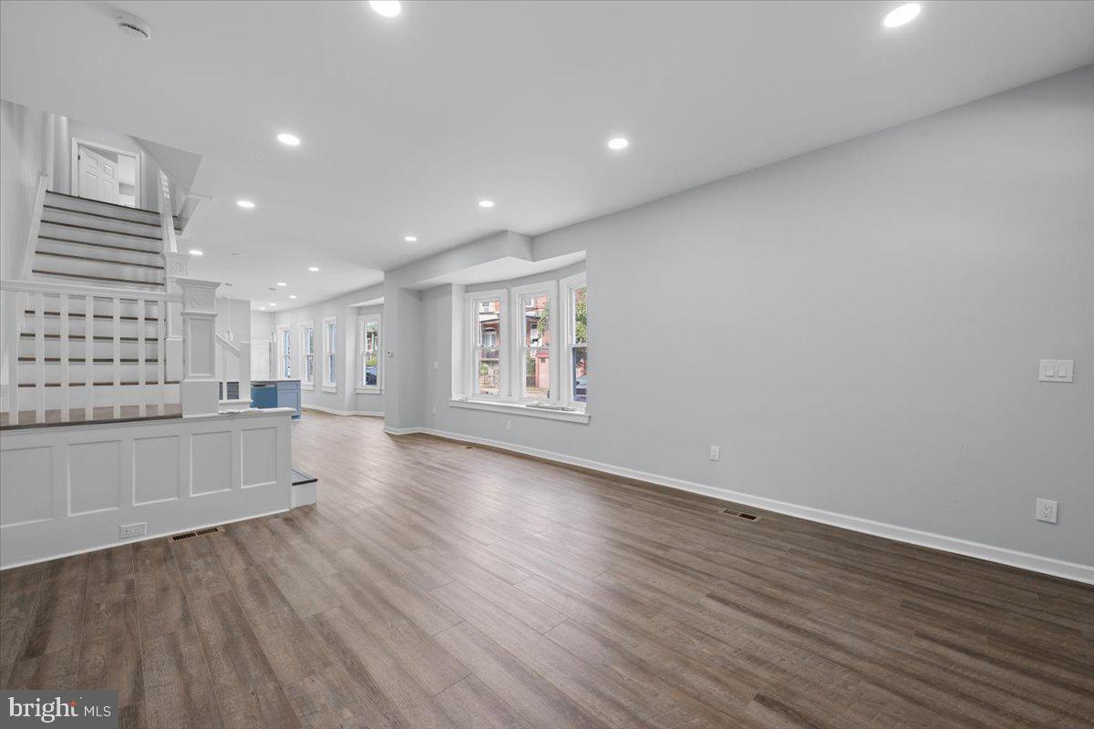 4642 Greene St Property Photo 17