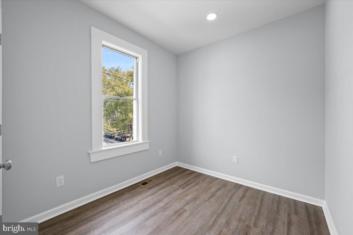 4642 Greene St Property Photo 32