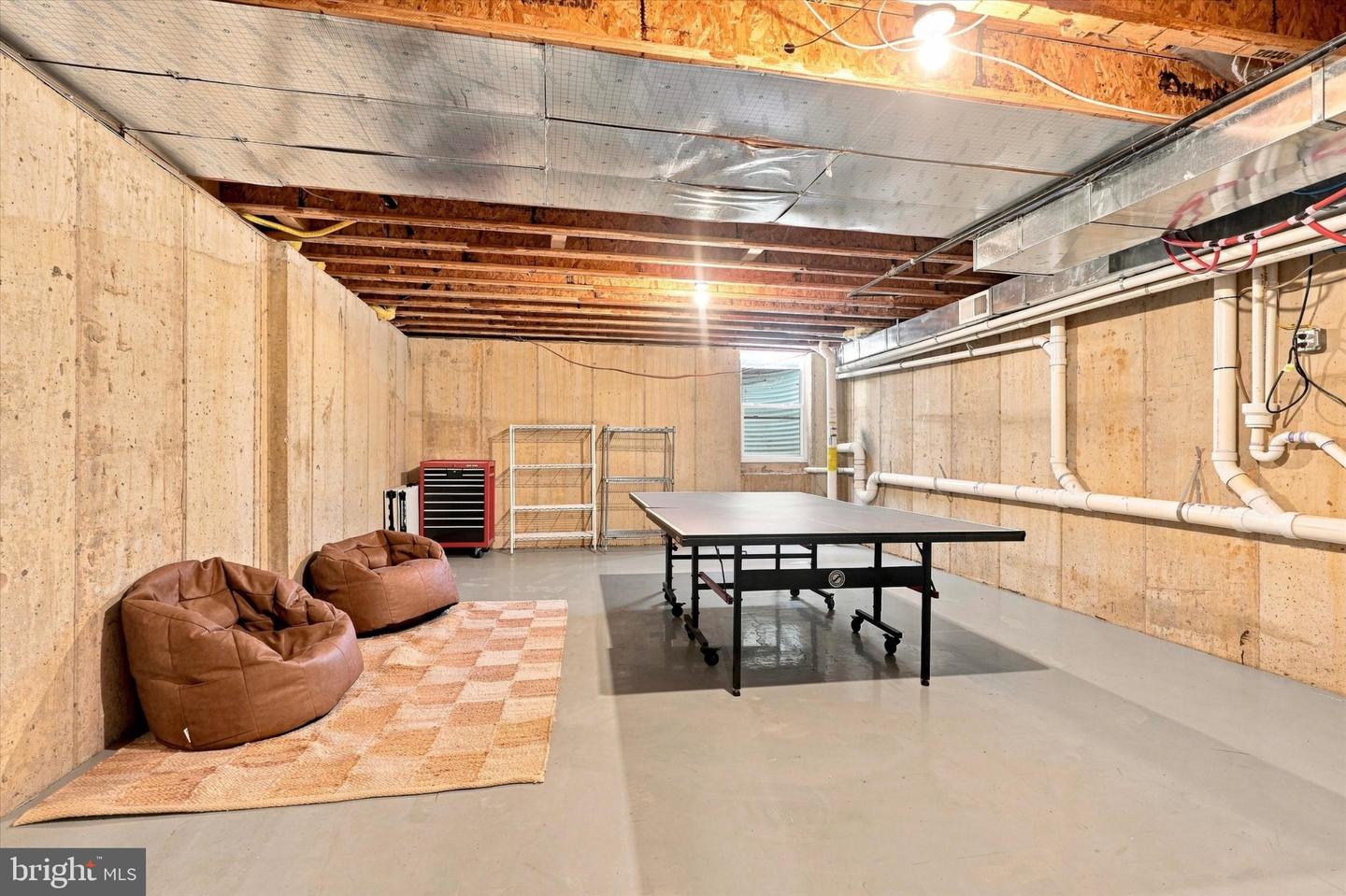 1710 Montrose St Property Photo 27