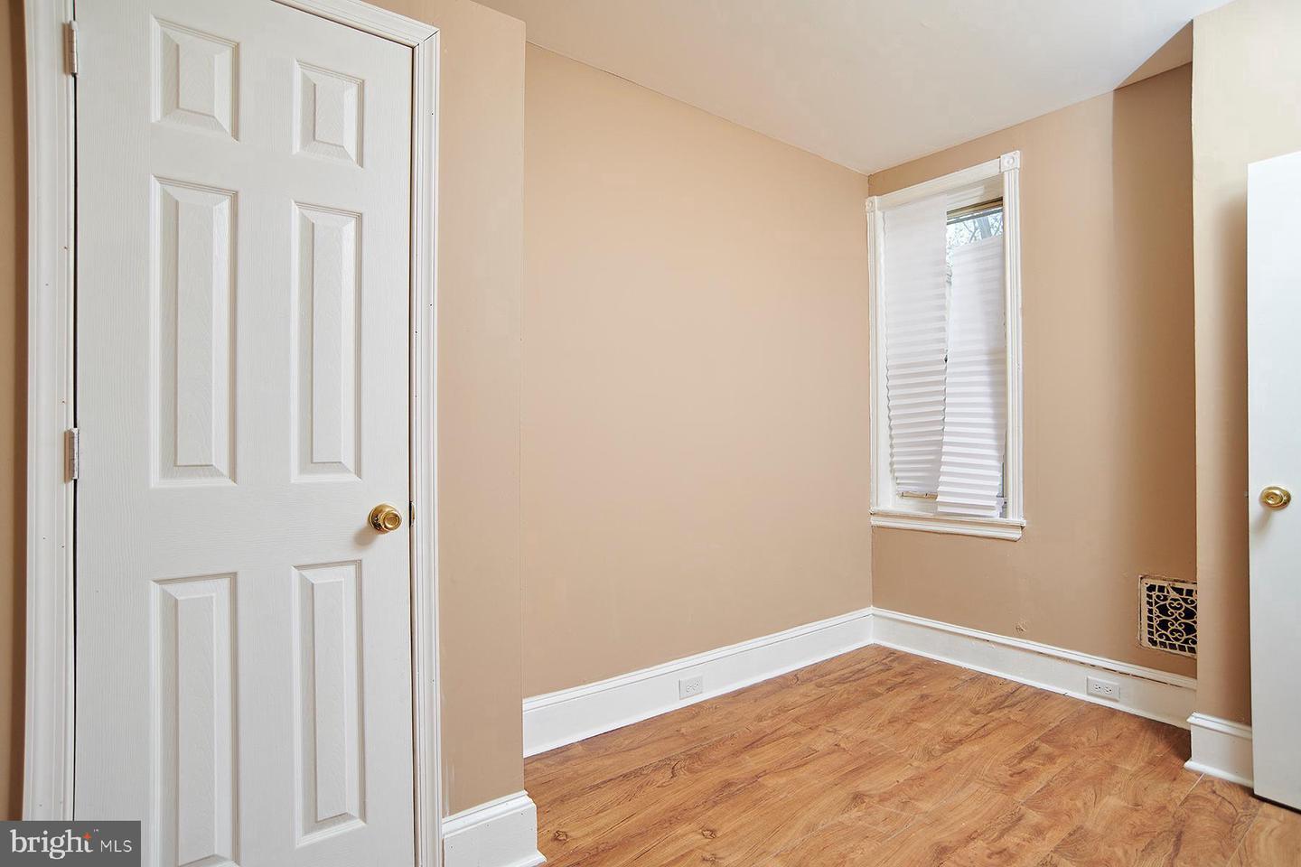 6123 Upland St Property Photo 11