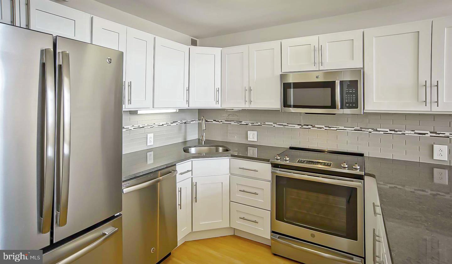 2300 Walnut St #529 Property Photo 19