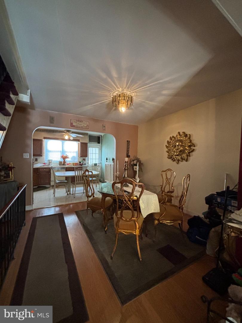 2841 S Camac St Property Photo 4