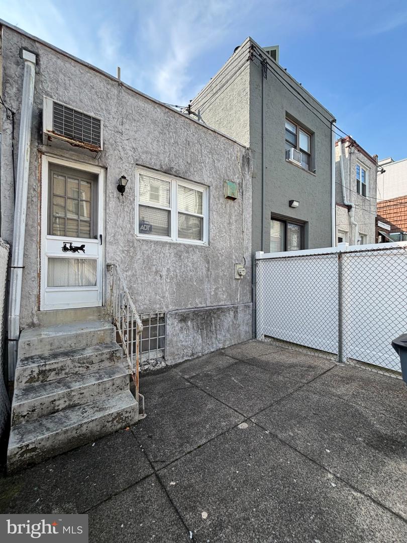 2841 S Camac St Property Photo 10