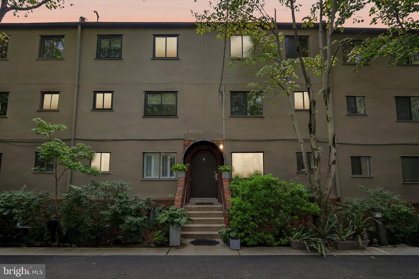 1109 South St #c Property Photo 40